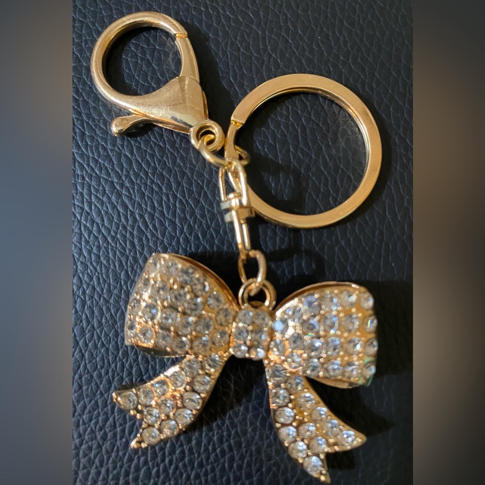 Gold Bow purse keychain with faux diamonds - Picture 2 of 4